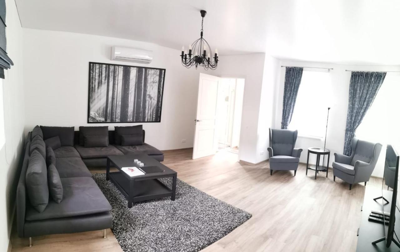 Laurentroom Central Park Ukmergė Eksteriør bilde