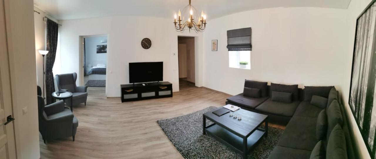 Laurentroom Central Park Ukmergė Eksteriør bilde
